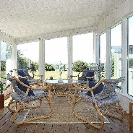 Two-bedroom Holiday In 1 Feriehus Vestervig